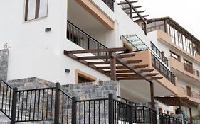 Dictamus Homes